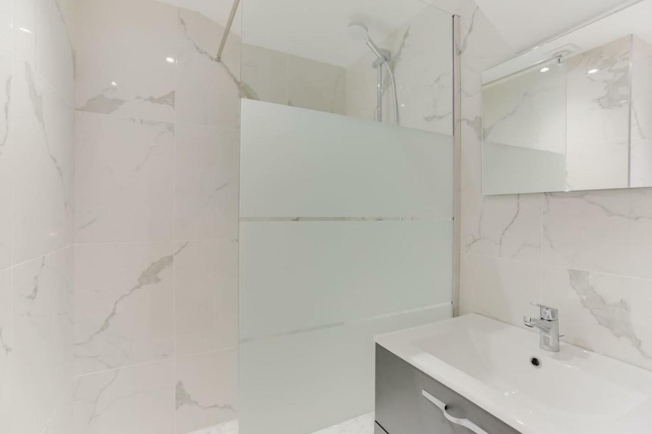 Design Apartment For 4 People Between Louvre & Opera ปารีส ภายนอก รูปภาพ